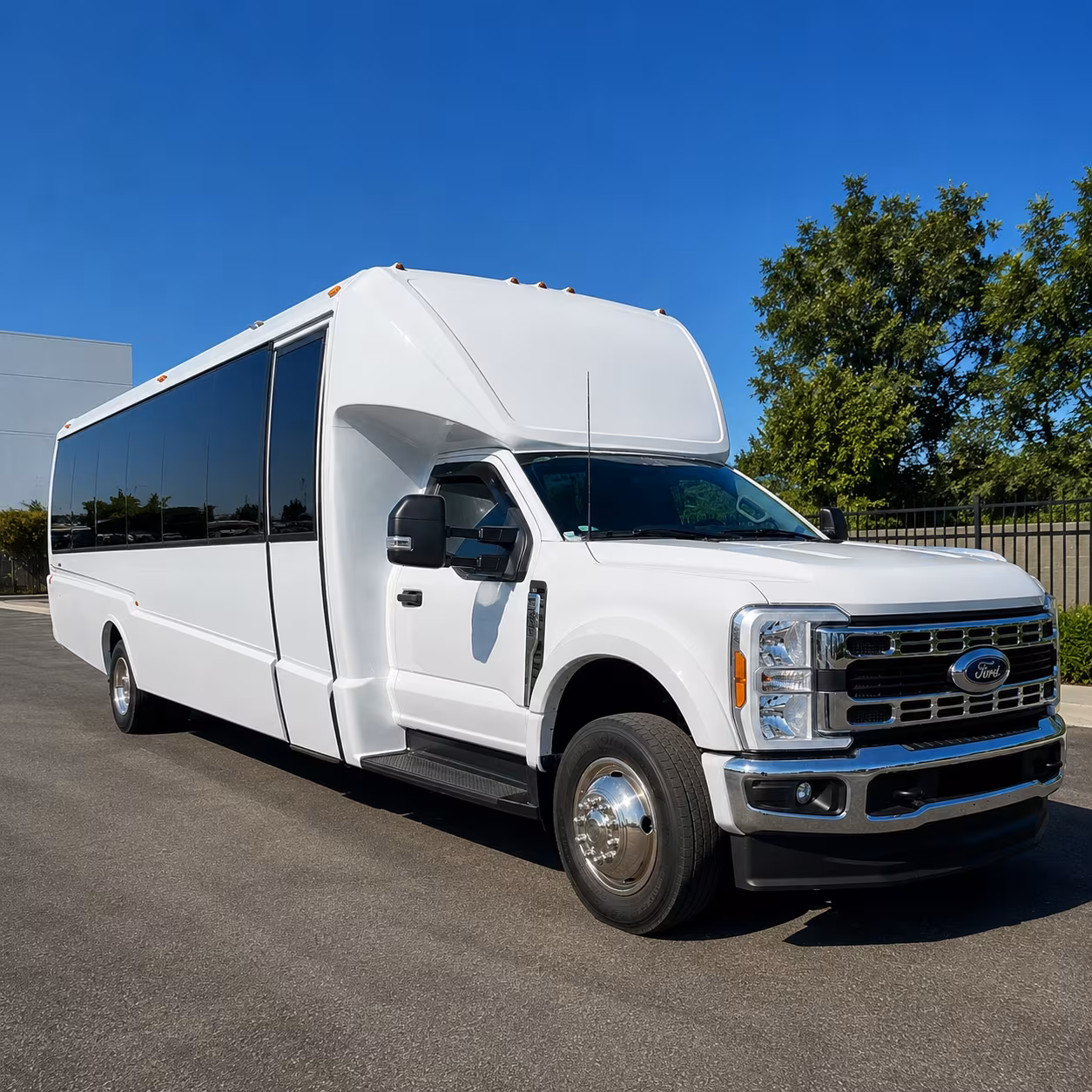 airport transfer buses for montgomery regional airport mgm