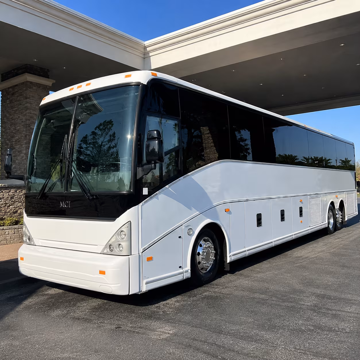 corporate and convention bus rentals in montgomery