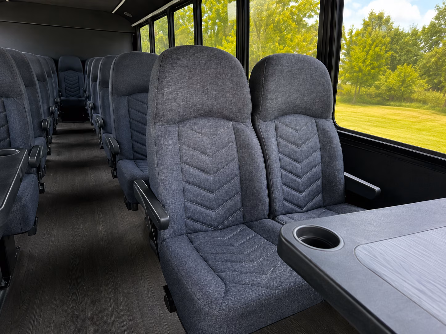 minibus rentals for montgomery area prom groups who want a comfortable ride