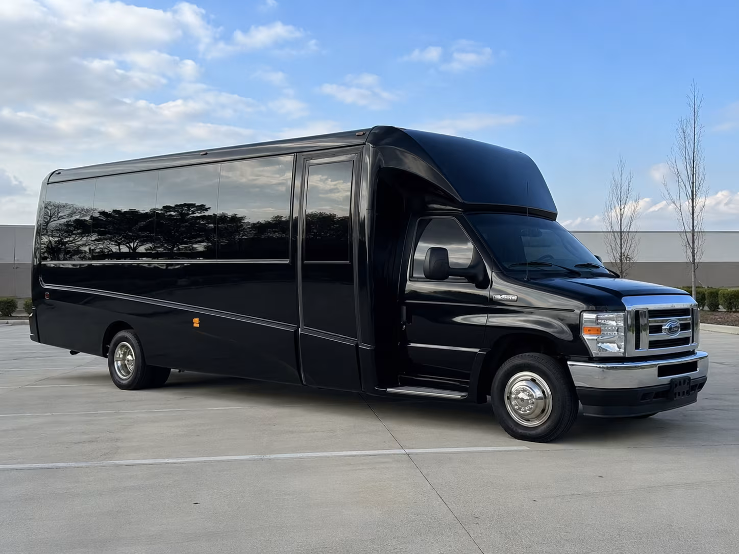 montgomery bus rentals for youth group retreats and overnight trips