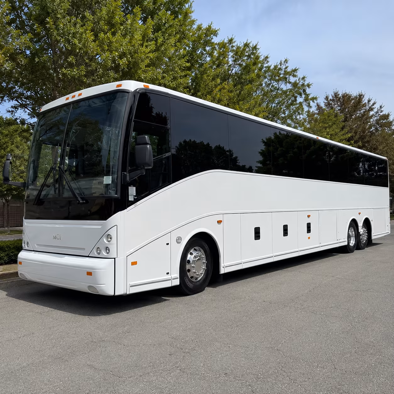rent a bus in montgomery for pre prom dinner and post prom plans
