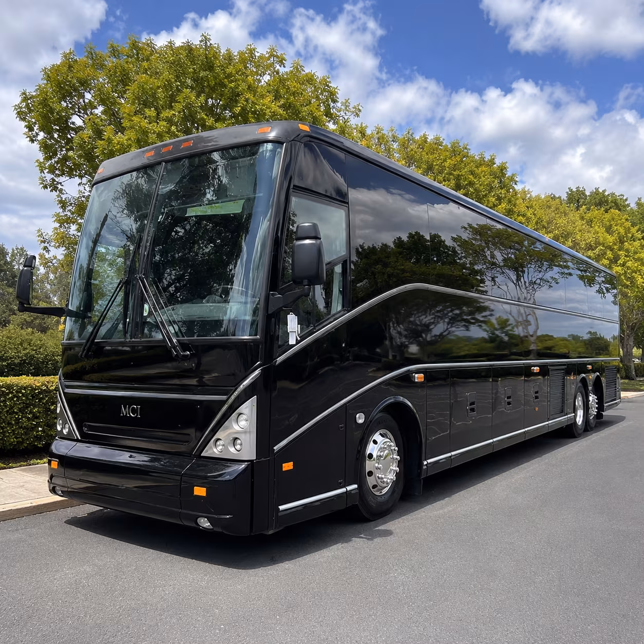shuttle buses for montgomery business parks and corporate campuses